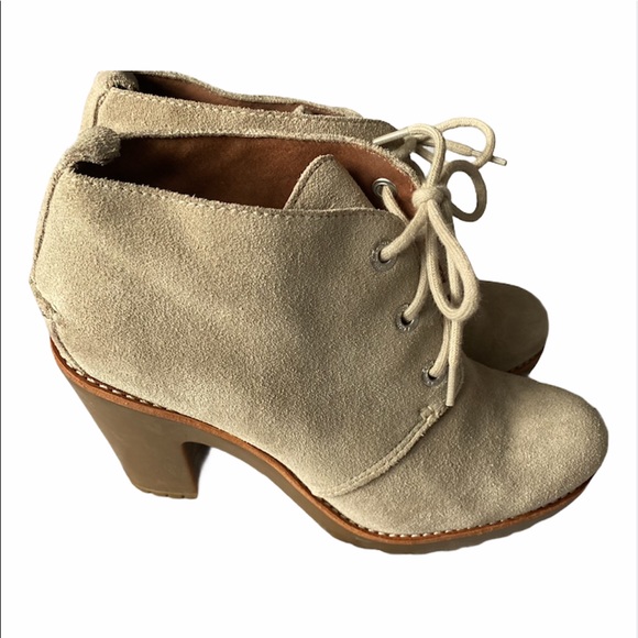 Sperry | Suede Princeton Ankle Bootie - Picture 2 of 8